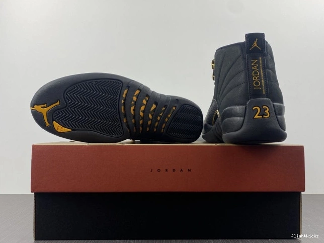 Taxi Jordan CT8013-071 12 Black Air 0813